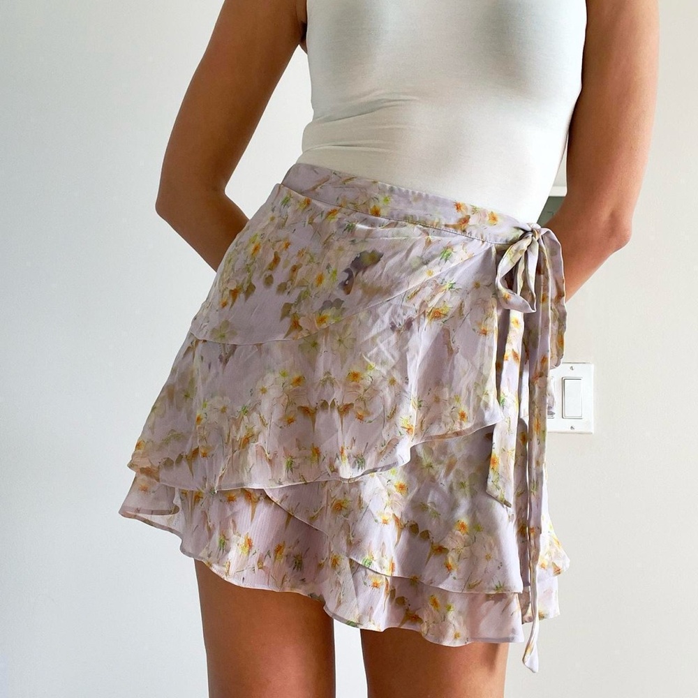 All Saints | Lilac floral "Kasa Momo" mini wrap tie waist crepe skort | Size 4